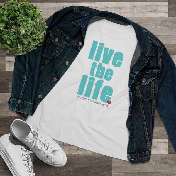 ♡ LIVE THE LIFE :: Relaxed T-Shirt