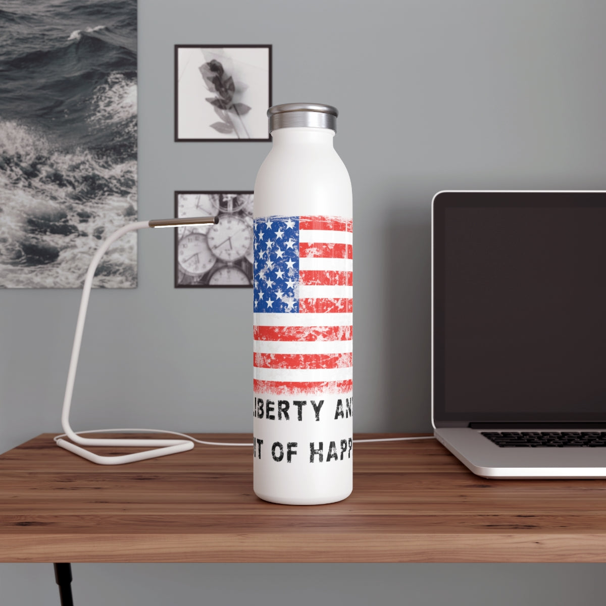 USA "Life, Liberty and the pursuit of Happiness" .: Slim Water Bottle .: 20oz